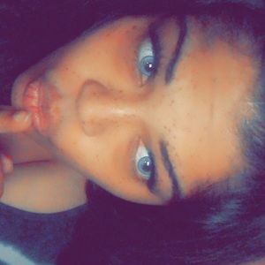 Meet your Posher, Shieka